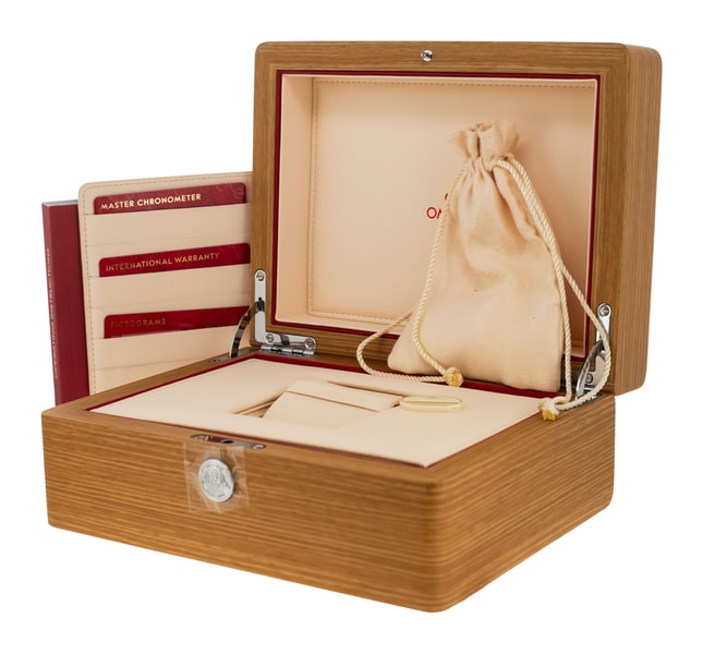 Omega Planet Ocean 215.23.46.51.03.001